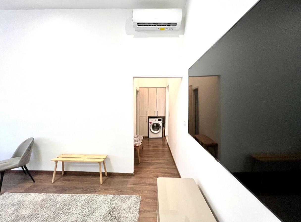 Wonderful Design Apartment In The City Centre Budapest Exterior foto